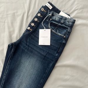 Kancan skinny jeans. Size 11/29. New with tags, never worn. Length: 29 inches